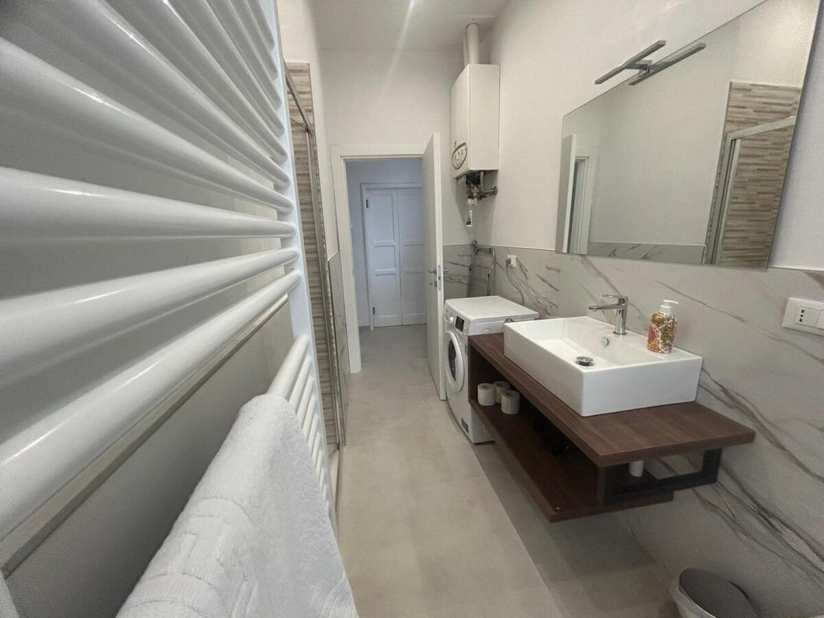Carradori 2 Apartment-Historic Center-Autodromo อิโมลา ภายนอก รูปภาพ